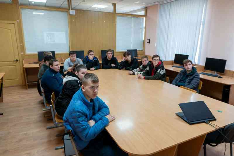 Знания, которые могут спасти жизнь: онлайн-лекция от Российского общества «Знание» в АГПУ